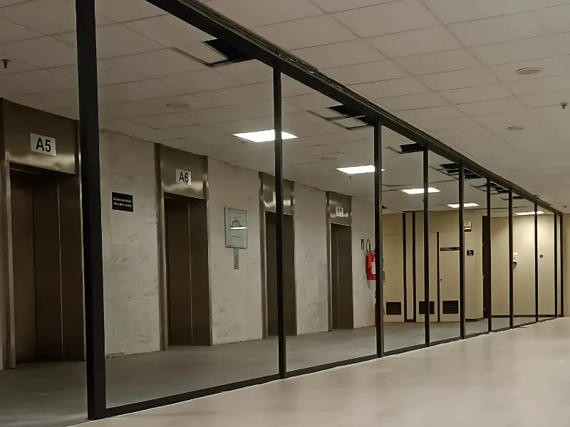 vidraçaria-em-campo-grande-rj-especializada-em-vidros-temperados-portoes-de-aluminio